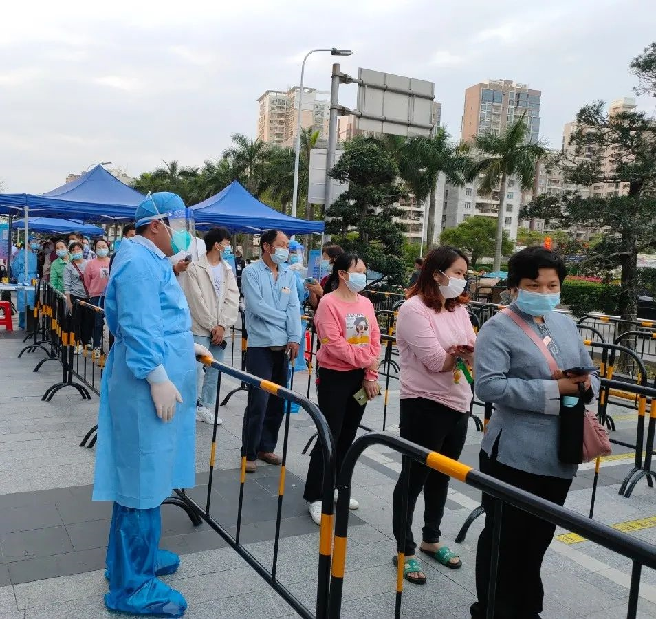 惠州希玛眼科医院志愿者服务队一马当先，参与疫情防控支援！